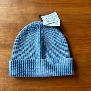 Lululemon Close-Fit Wool Blend Ribbed Knit Beanie